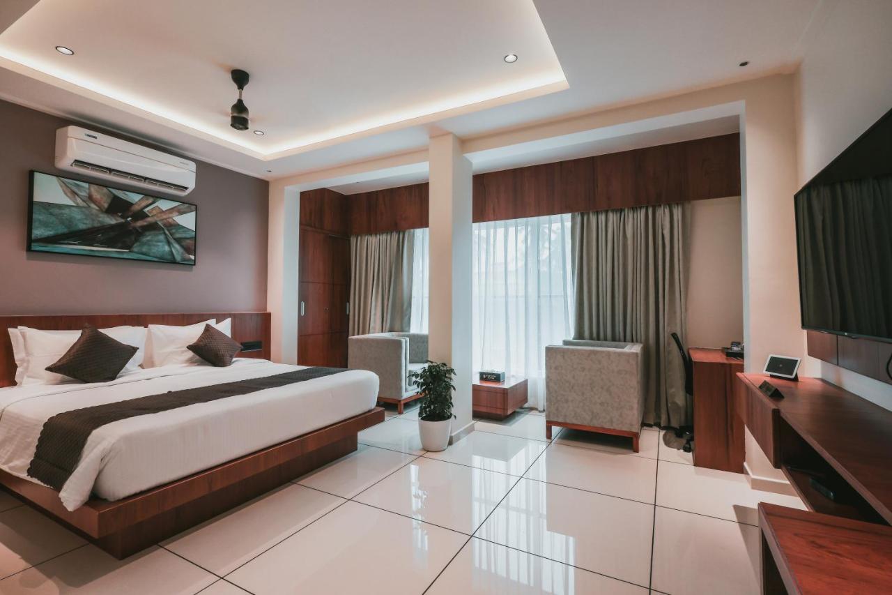 Fortview Suites Kāsaragod Zewnętrze zdjęcie