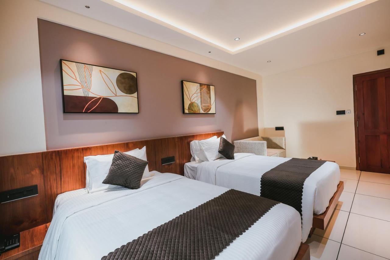 Fortview Suites Kāsaragod Zewnętrze zdjęcie
