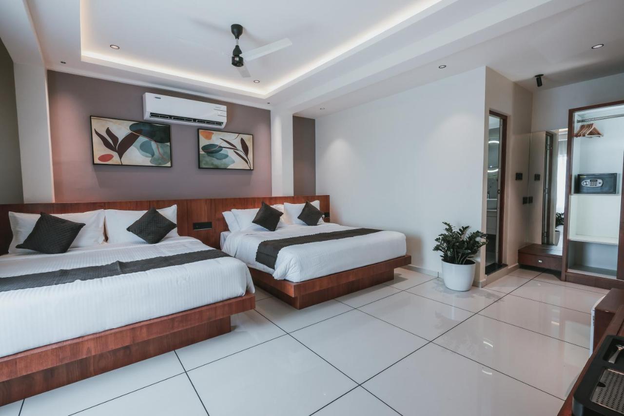 Fortview Suites Kāsaragod Zewnętrze zdjęcie