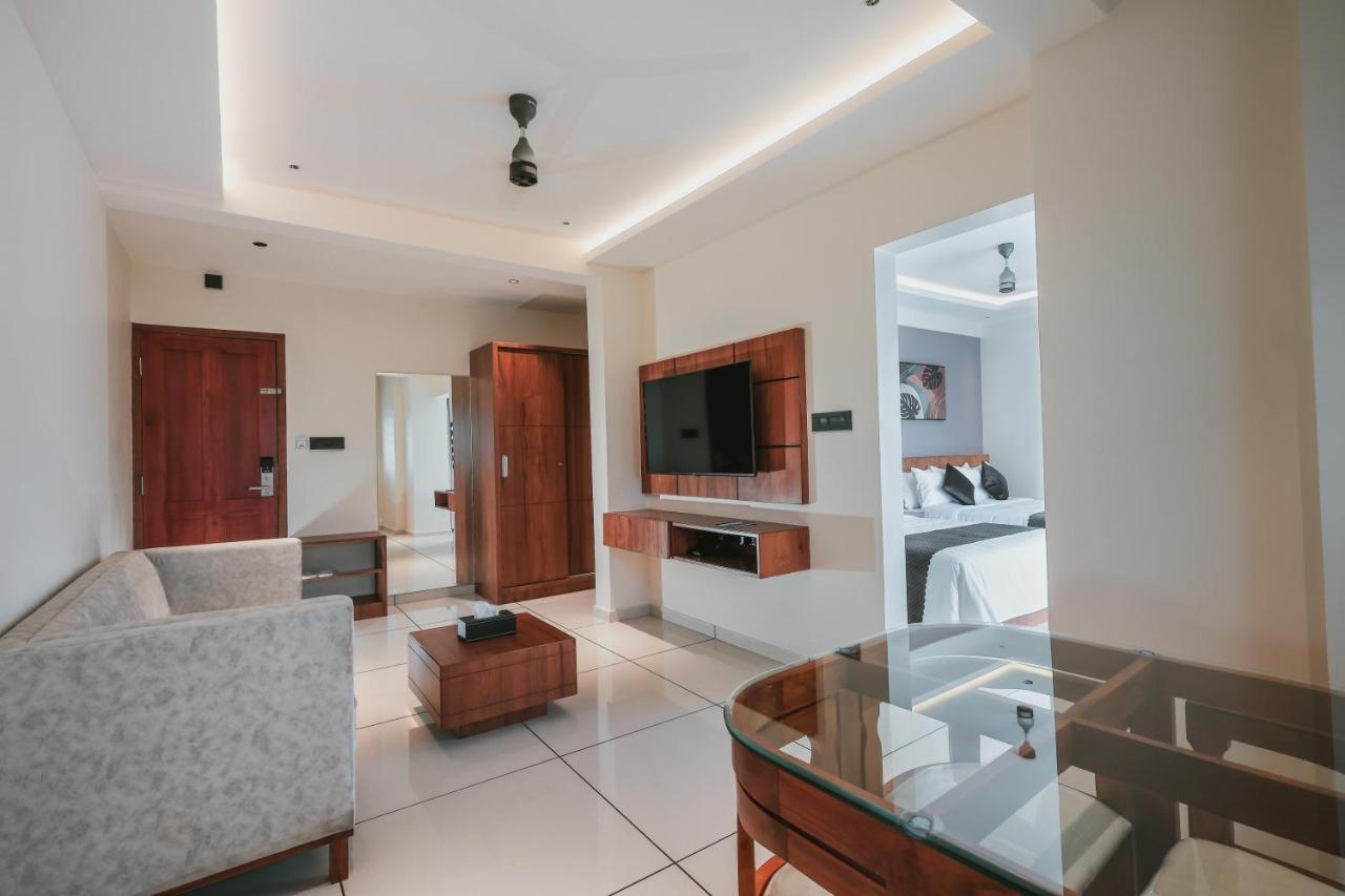 Fortview Suites Kāsaragod Zewnętrze zdjęcie