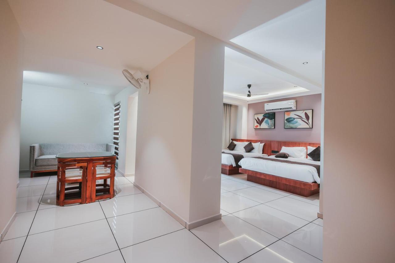 Fortview Suites Kāsaragod Zewnętrze zdjęcie