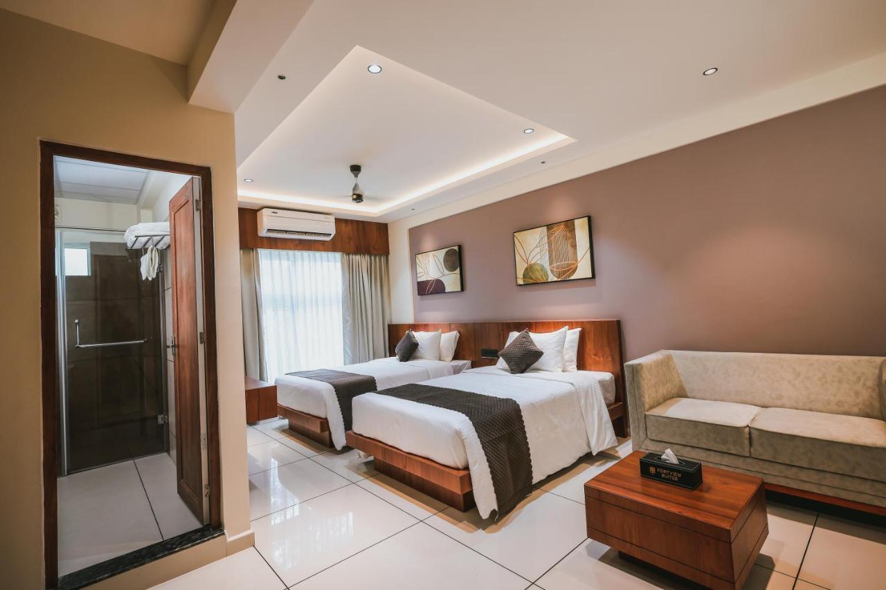 Fortview Suites Kāsaragod Zewnętrze zdjęcie