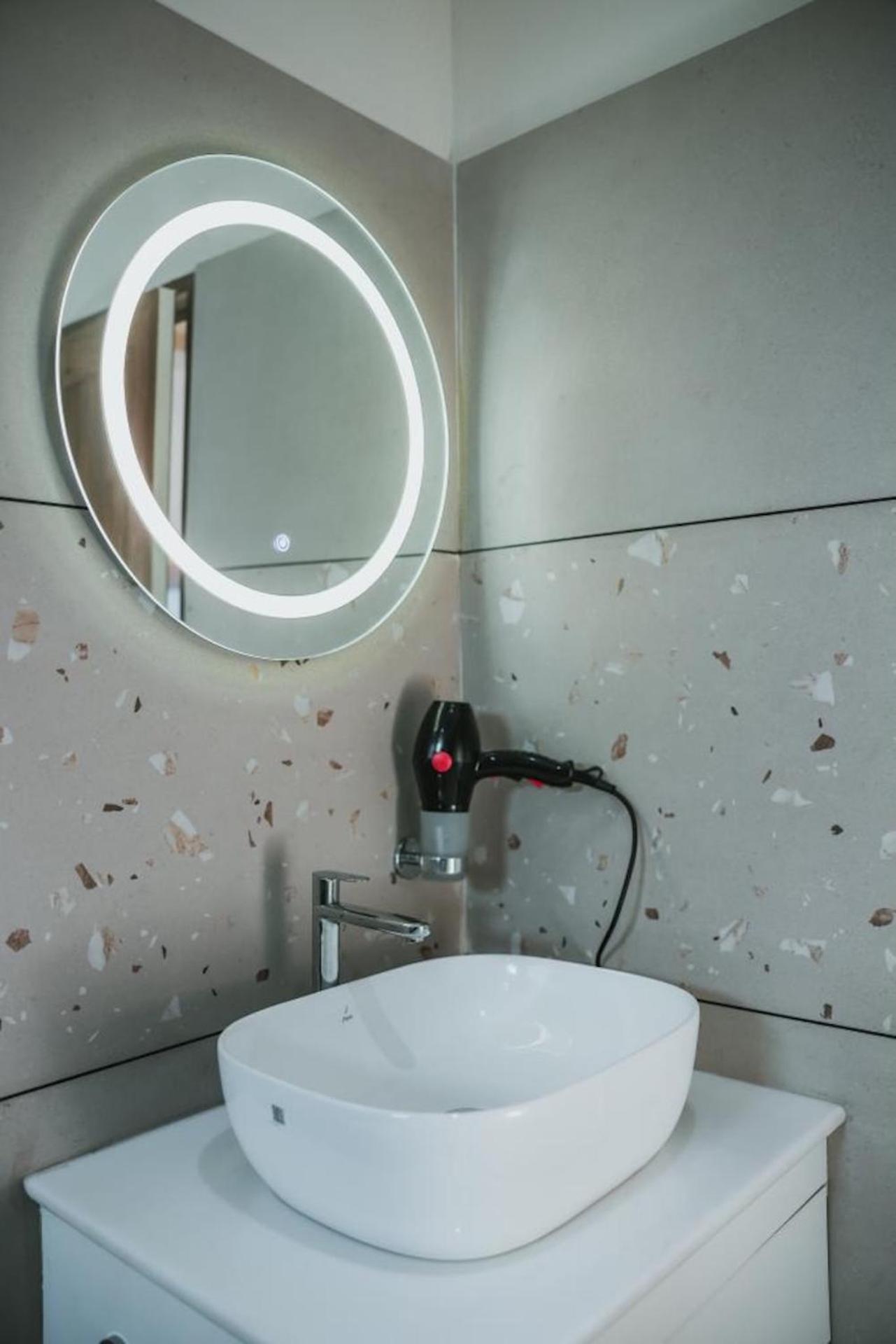 Fortview Suites Kāsaragod Zewnętrze zdjęcie