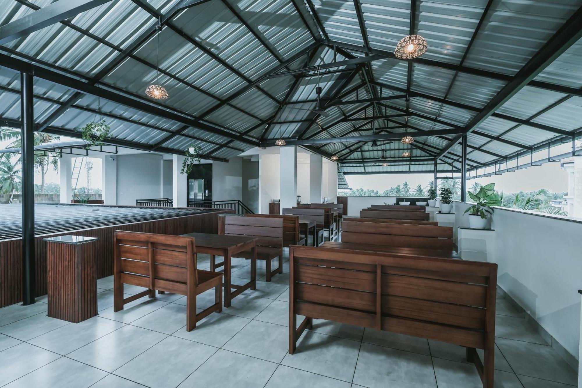 Fortview Suites Kāsaragod Zewnętrze zdjęcie